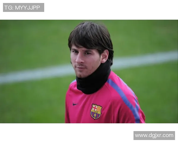 足球明星壁纸肖像图展示各大球星风采与魅力的艺术作品合集